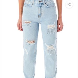 Jeans with little rhinestones